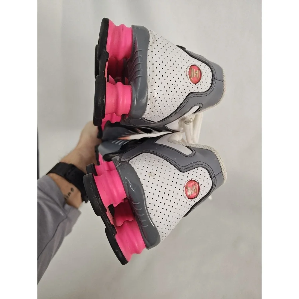 Nike Shox 639657-104 Hot Pink Running Women's 8.5 Shoes White Black 2015